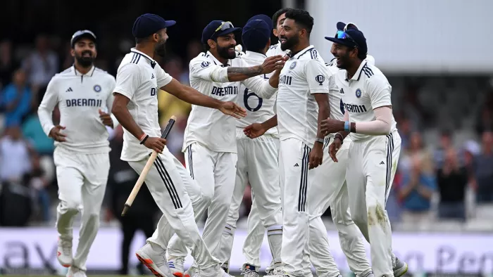 मोहम्मद सिराज ने जसप्रीत बुमराह के रिकॉर्ड की बराबरी की (Pic Credit- ICC X)