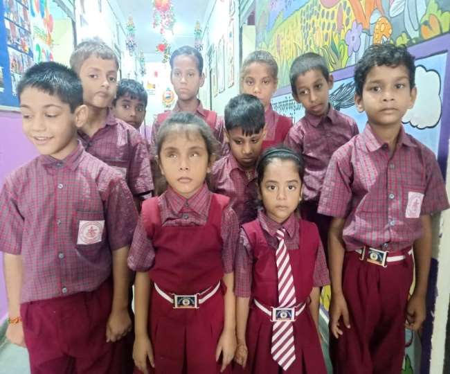 even during the coronavirus period kept disable children connected with education know who this personality of prayagraj