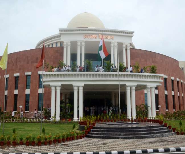 Jharkhand Assembly News, Hindi News झारखंड विधानसभा की नई बिल्डिंग में आदेश जारी किया गया है।