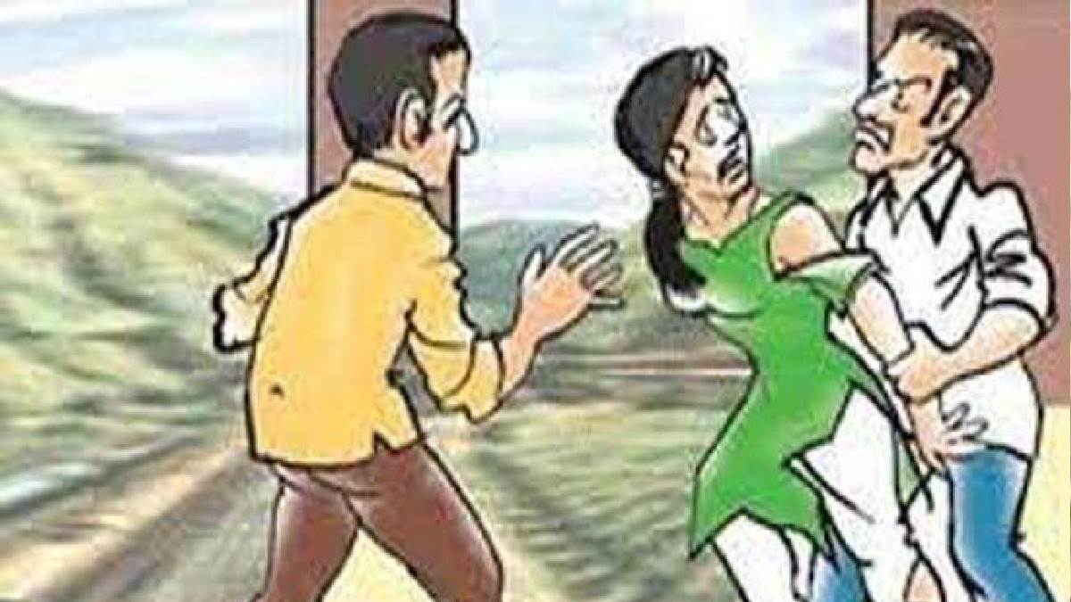 Bareilly News: छेड़छाड़ से परेशान छात्रा ने छोड़ा कालेज, तेजाब डालने की  धमकी दे रहे आरोपित, पुलिस कर रही लीपापोती - Troubled by molestation in  Bareilly student left college ...