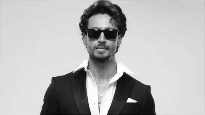 These pictures of Tiger Shroff caught attention of mother Ayesha Shroff said this after seen pictures.