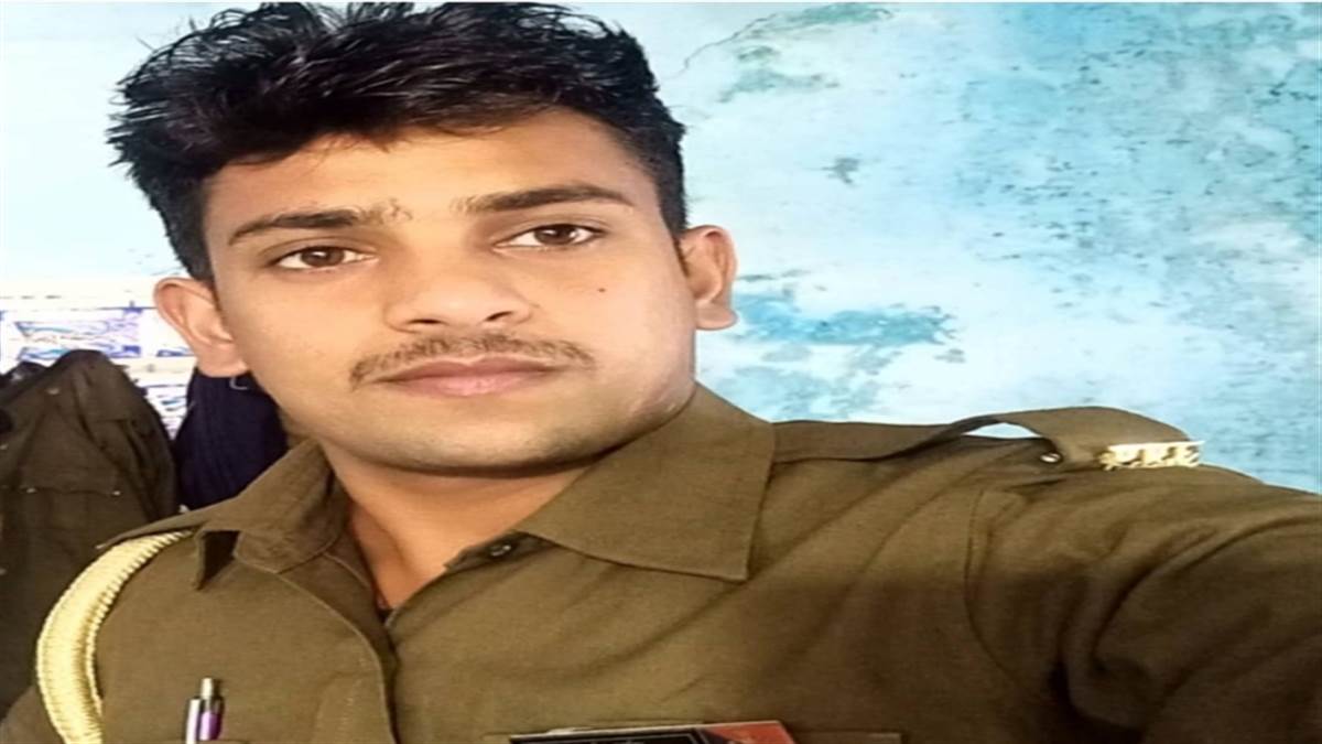 up police constable hanged himself on tree in bulandshahr