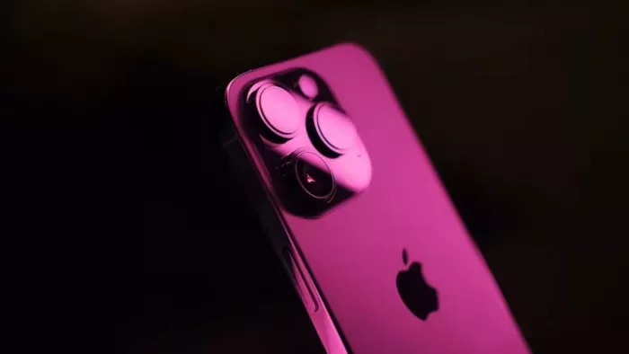iPhone 15 Pro की कीमत आ सकता है इतना उछाल, इन वजहों से ऊंचा होगा नए आईफोन का दाम