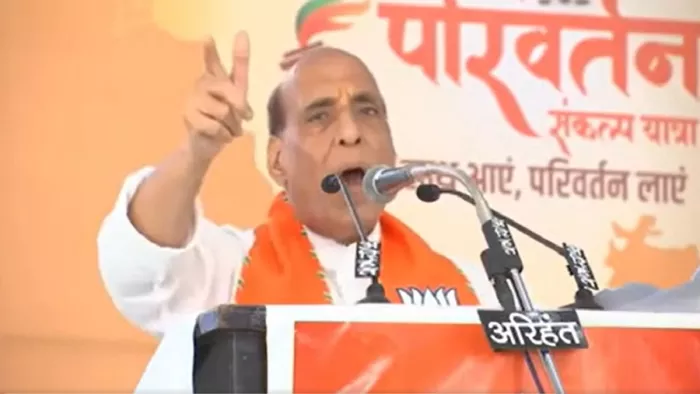 सनातन धर्म पर उदयनिधि की टिप्पणी पर राजनाथ सिंह बोले- माफी मांगे I.N.D.I,A गठबंधन