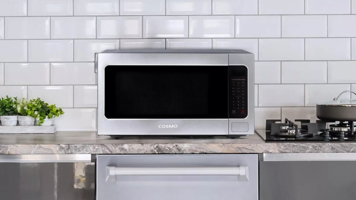 बेकिंग, कुकिंग और ग्रिलिंग के लिए लाएं ये Microwave, पाएं इंस्टेंट रेस्टोरेंट स्टाइल फूड, इनकी कीमत भी है कम