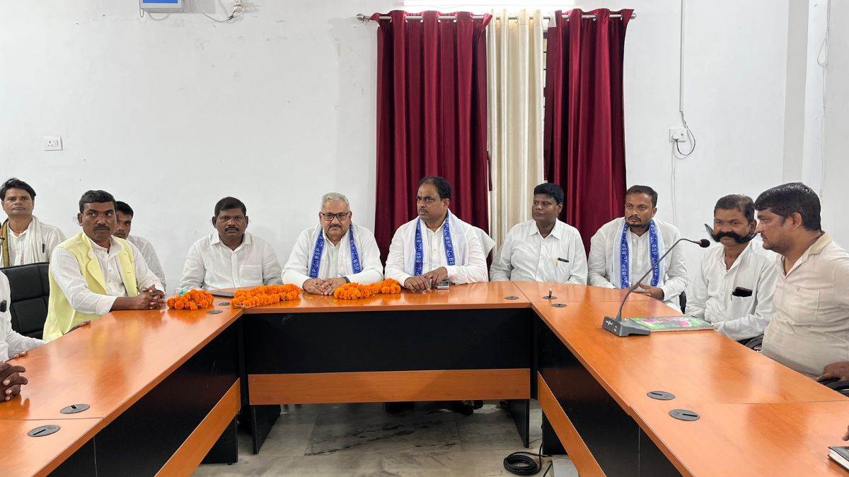 https://www.jagranimages.com/images/newimg/04092025/04_09_2025-bihar_politics_99_24035698_18213247.jpg