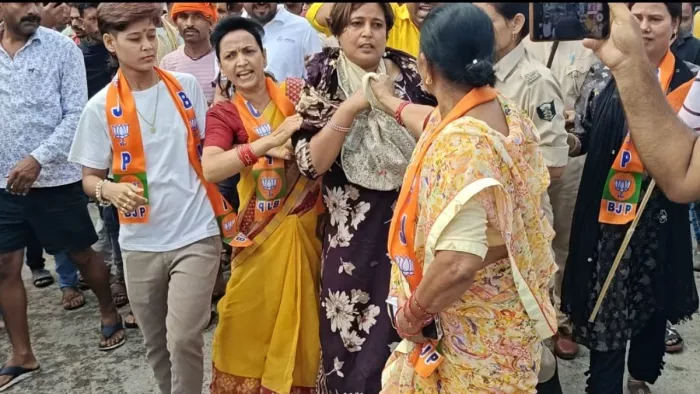 PM की मां के अपमान पर NDA का बिहार बंद