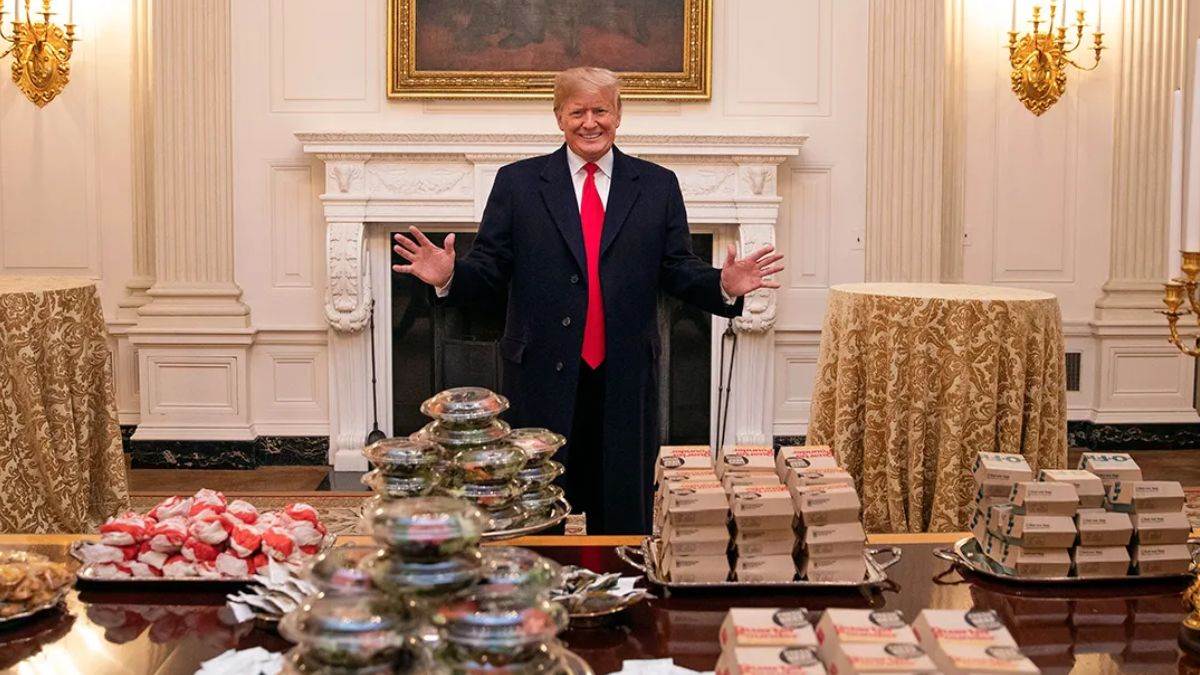https://www.jagranimages.com/images/newimg/04092025/04_09_2025-donald_trump_dinner_24036020.jpg