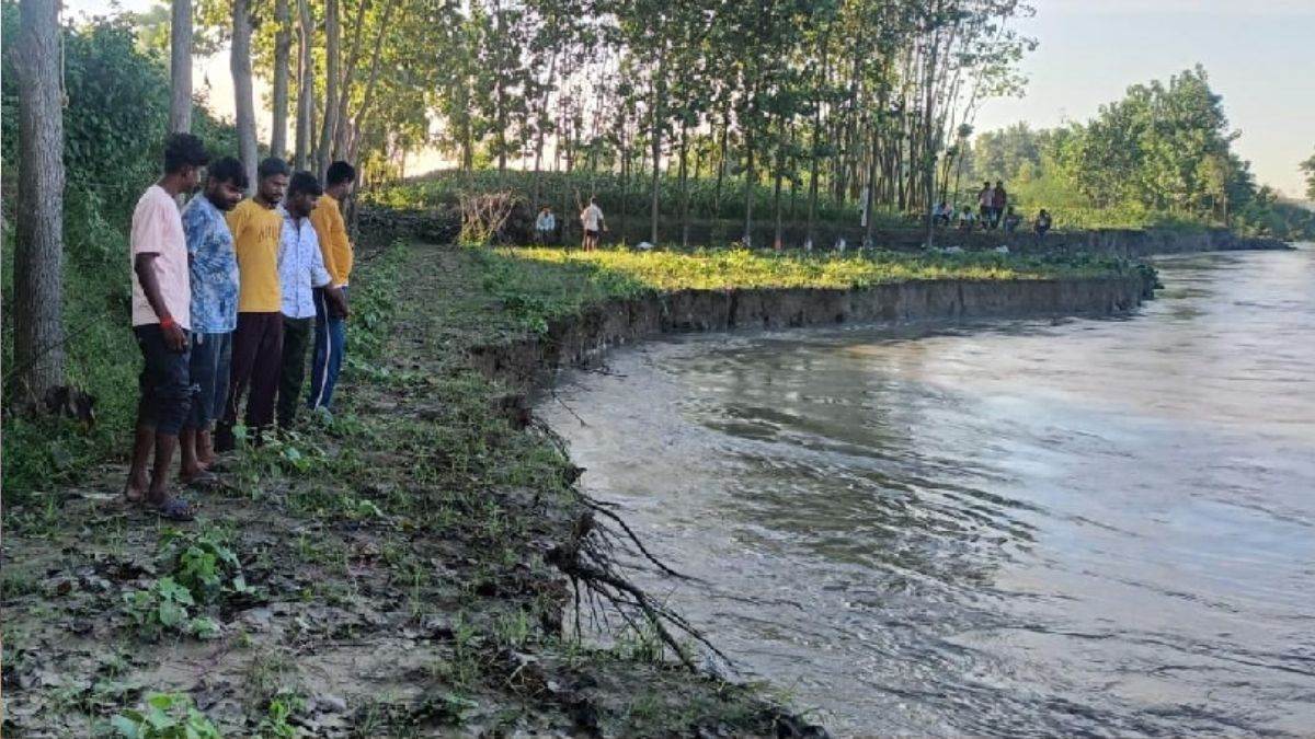 https://www.jagranimages.com/images/newimg/04092025/04_09_2025-kosi_river_1_24035844.jpg