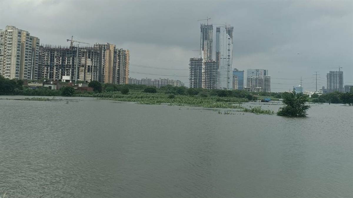 https://www.jagranimages.com/images/newimg/04092025/04_09_2025-noida_news_update_55_24035188.jpg
