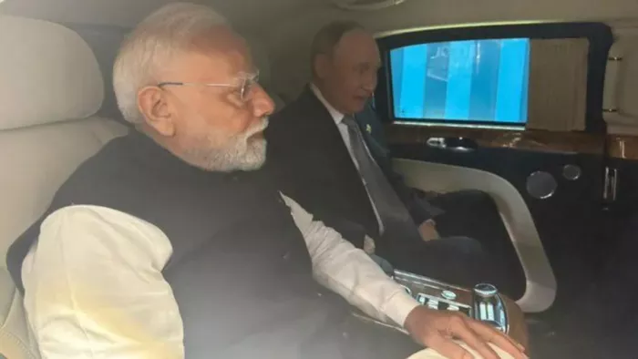 प्रधानमंत्री नरेंद्र मोदी को अमेरिकी राष्ट्रपति डोनाल्ड ट्रंप के साथ अलास्का में हुई अपनी बातचीत का जिक्र किया था।