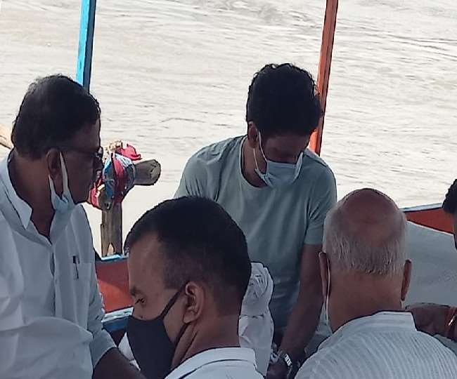 https://www.jagranimages.com/images/newimg/04102021/04_10_2021-bollywood_actor_manoj_bajpayee_22083304.jpg