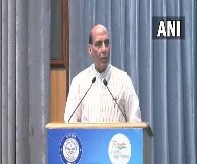 राजनाथ सिंह बोले- सैन्य आधुनिकीकरण पर है फोकस, बढ़ रही सैन्य उपकरणों की मांग
