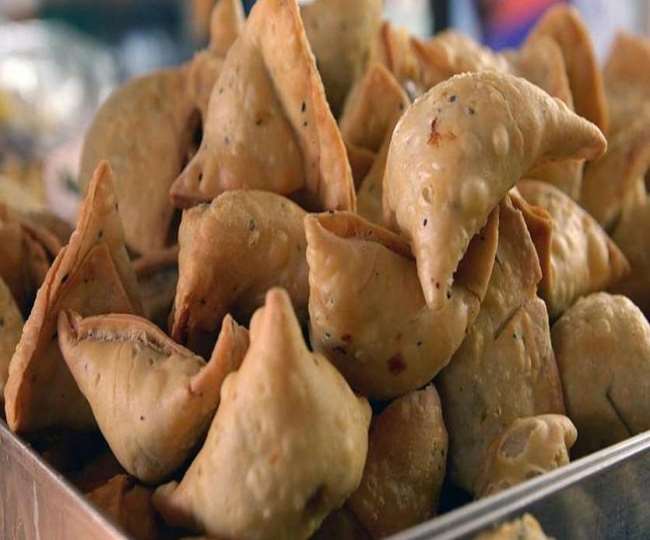 https://www.jagranimages.com/images/newimg/04102021/04_10_2021-samosa_22081534.jpg