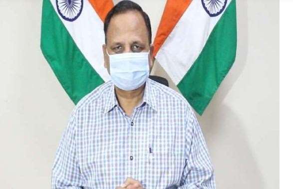 होम्योपैथिक बोर्ड द्वारा आयोजित आजादी के अमृत महोत्सव में स्वास्थ्य मंत्री का प्रतीकात्मक चित्र ।