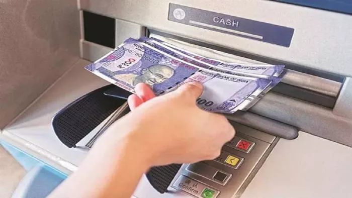 Credit Card Cash Withdrawal, know interest rates and other details