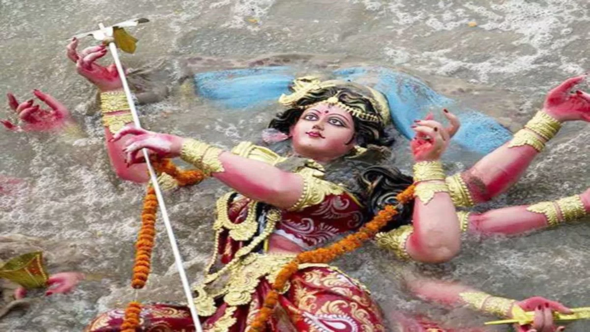 Durga Murti Visarjan date 2022: केवल चार दिन तक होगा दुर्गा मूर्ति विसर्जन, इसके बाद अनुमति नहीं