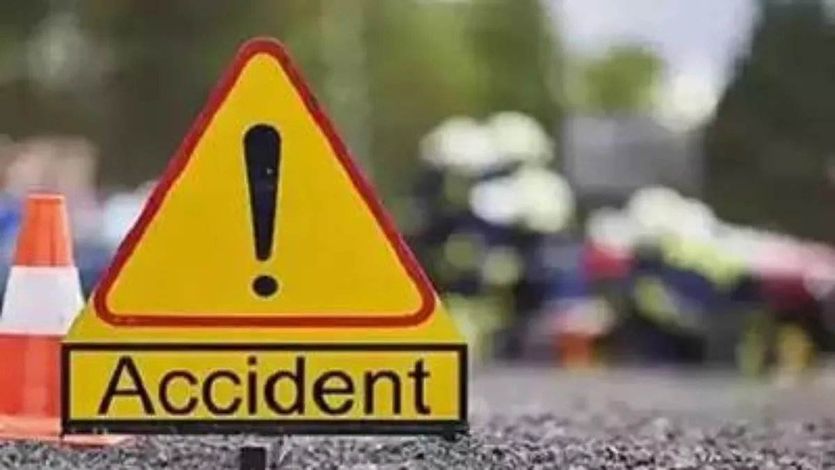 Hazaribagh Accident: हजारीबाग के दनुआ घाटी में नहीं थम रही सड़क दुर्घटना, ट्रकों की टक्कर में दो घायल