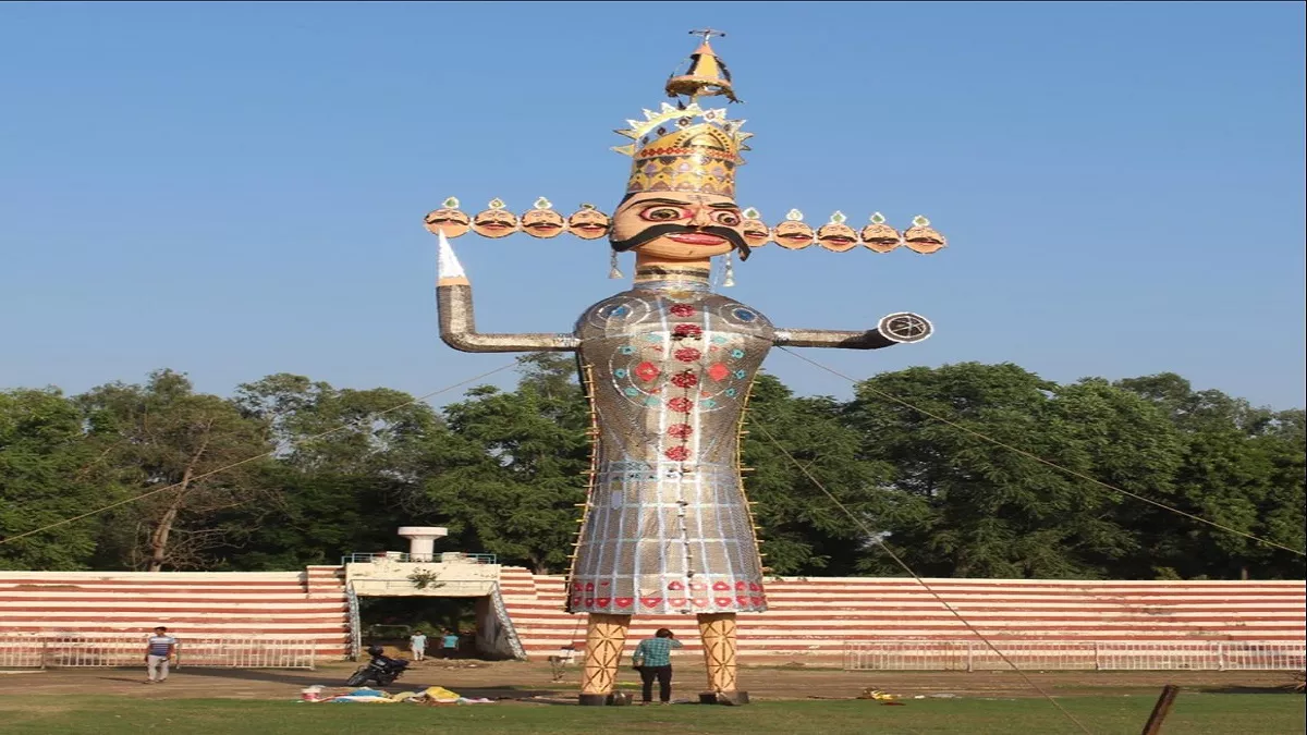 Dussehra 2022: दशहरे पर हिसार में मुख्यमंत्री मनोहर लाल का आगमन, करेंगे रावण दहन