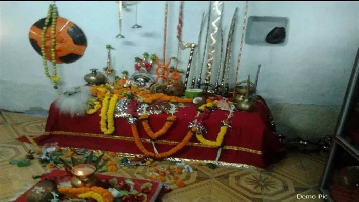 Dussehra 2022: ब्राह्मणपारा में कंकली तालाब के ऊपर 700 साल पुराना कंकली मठ है।