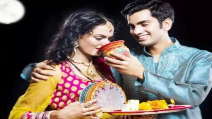 Karwa Chauth 2022: मासिक धर्म में करवा चौथ का व्रत रखना वर्जित नहीं है।