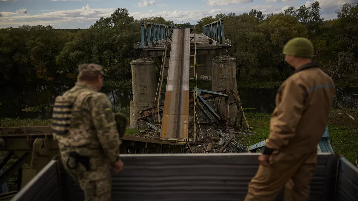 Russia-Ukraine War: रूस को पस्त कर रहा यूक्रेन, 31 रूसी टैंकों और मल्टीपल रॉकेट लॉन्चर को किया नष्ट