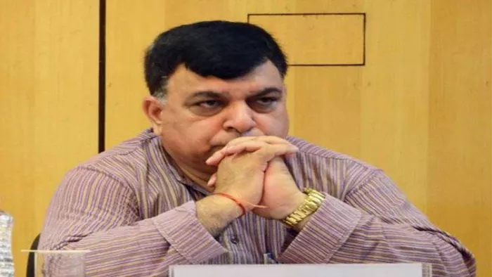 जगत प्रकाश नड्डा के गृहजिला बिलासपुर से संबद्ध सुरेश चंदेल तीन बार लोकसभा सदस्य रह चुके हैं।