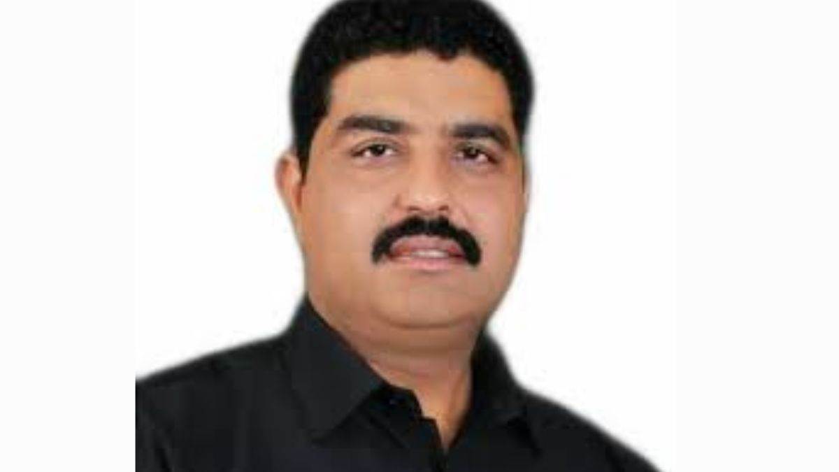 https://www.jagranimages.com/images/newimg/04102023/04_10_2023-ambala_deputy_mayor_rajesh_mehta_23546994.jpg