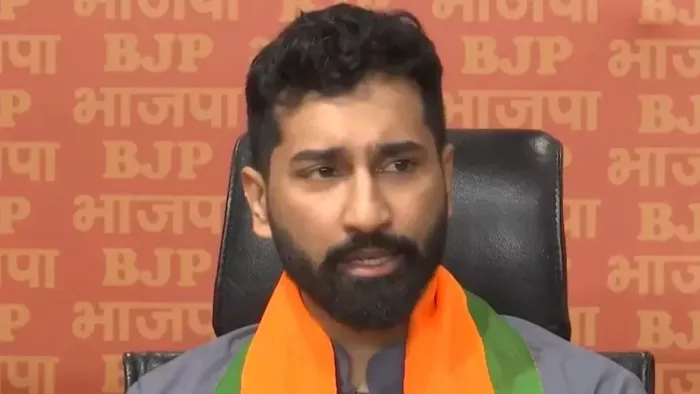 भाजपा के राष्ट्रीय सचिव अनिल एंटनी ने बैंक घोटालों को लेकर केरल की कम्युनिस्ट सरकार पर साधा निशाना।
