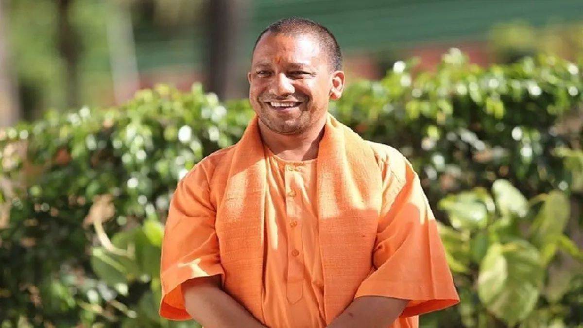 https://www.jagranimages.com/images/newimg/04102023/04_10_2023-cm_yogi_23546099.jpg