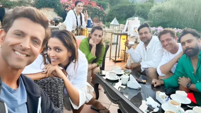 फाइटर स्टार्स ऋतिक रोशन और दीपिका पादुकोण, (Photo Credit: Instagram)