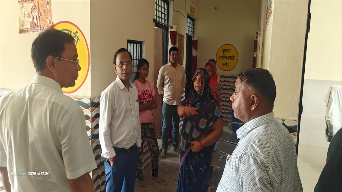 cmo withheld salaries of nine deoria hospital inspection