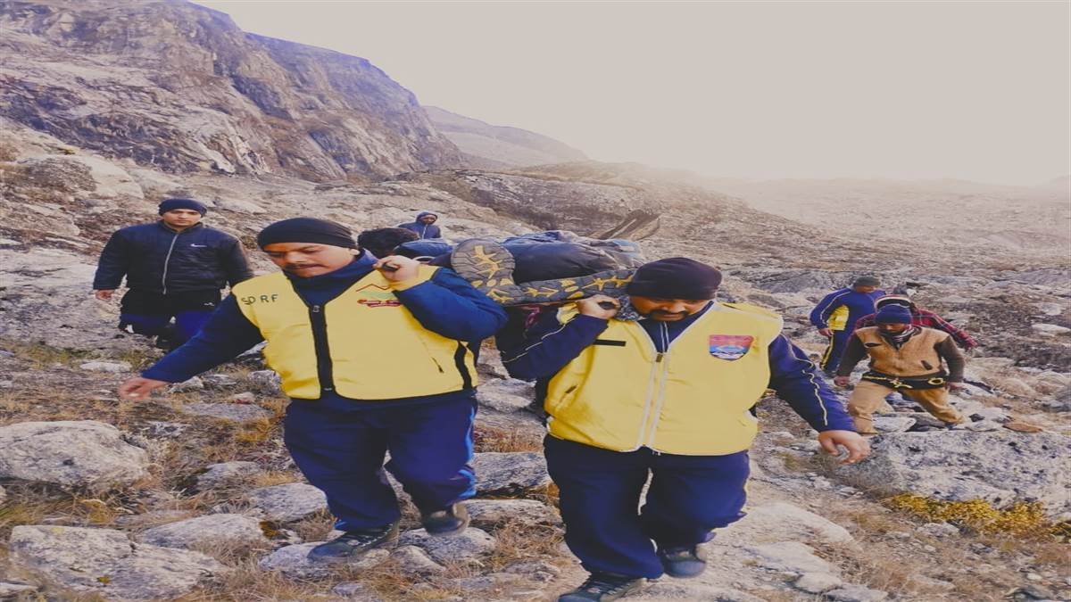 bengal tourist dies in on santopanth trek chamoli