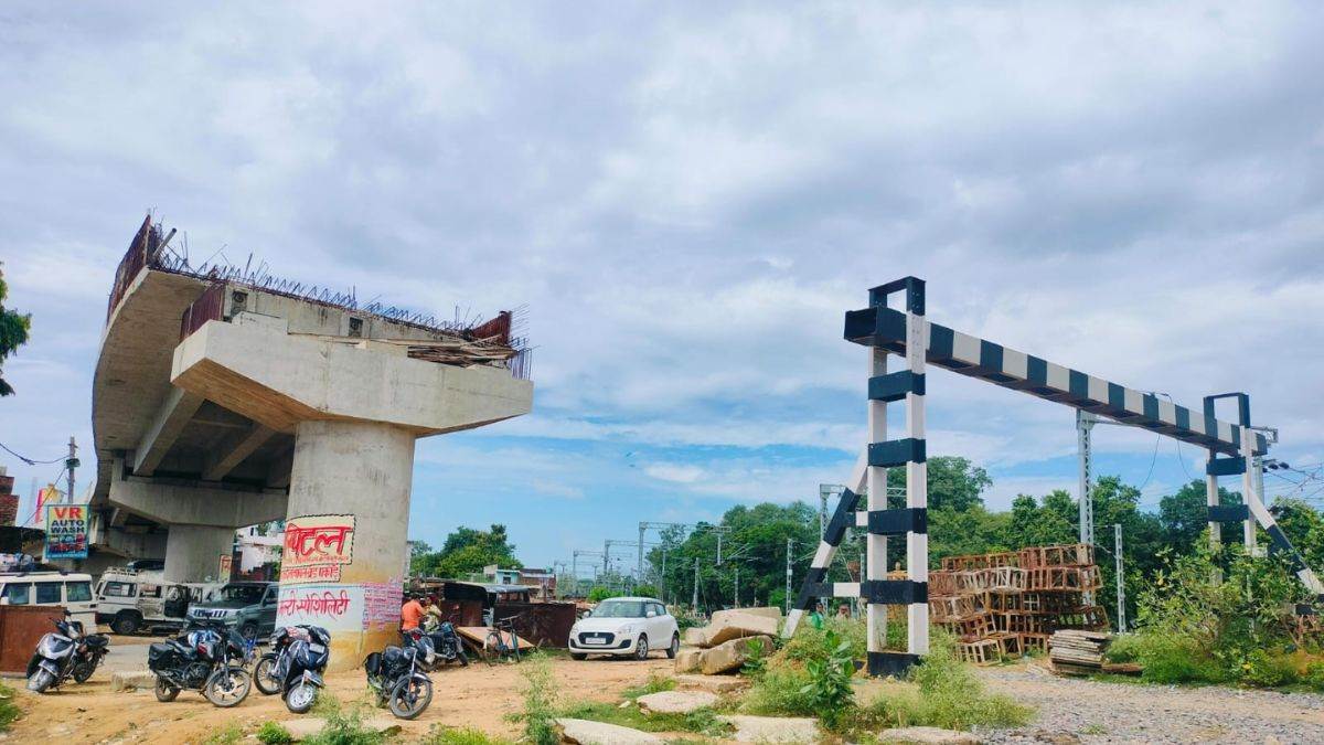 overbridge construction delay impacts lakhs in bahraich