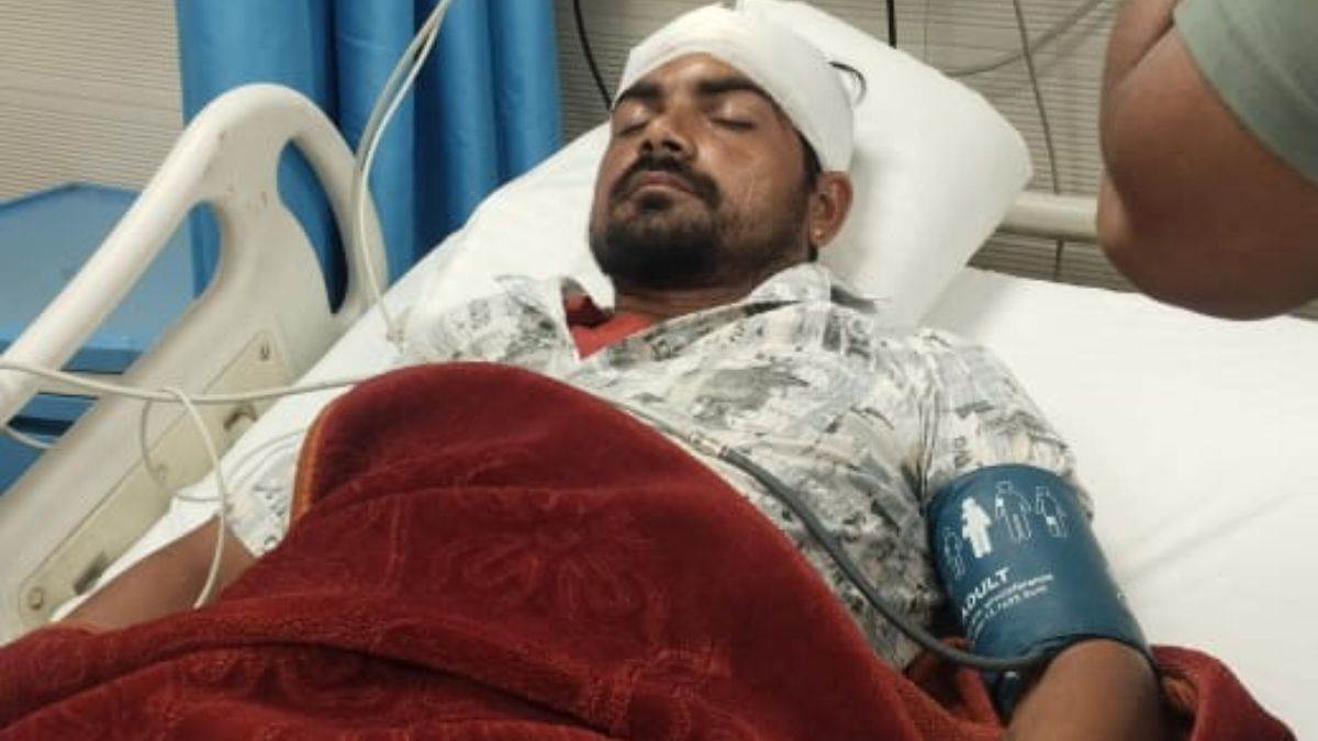 ncr faridabad jharkhand u 19 cricketer and coach attacked over clearing road