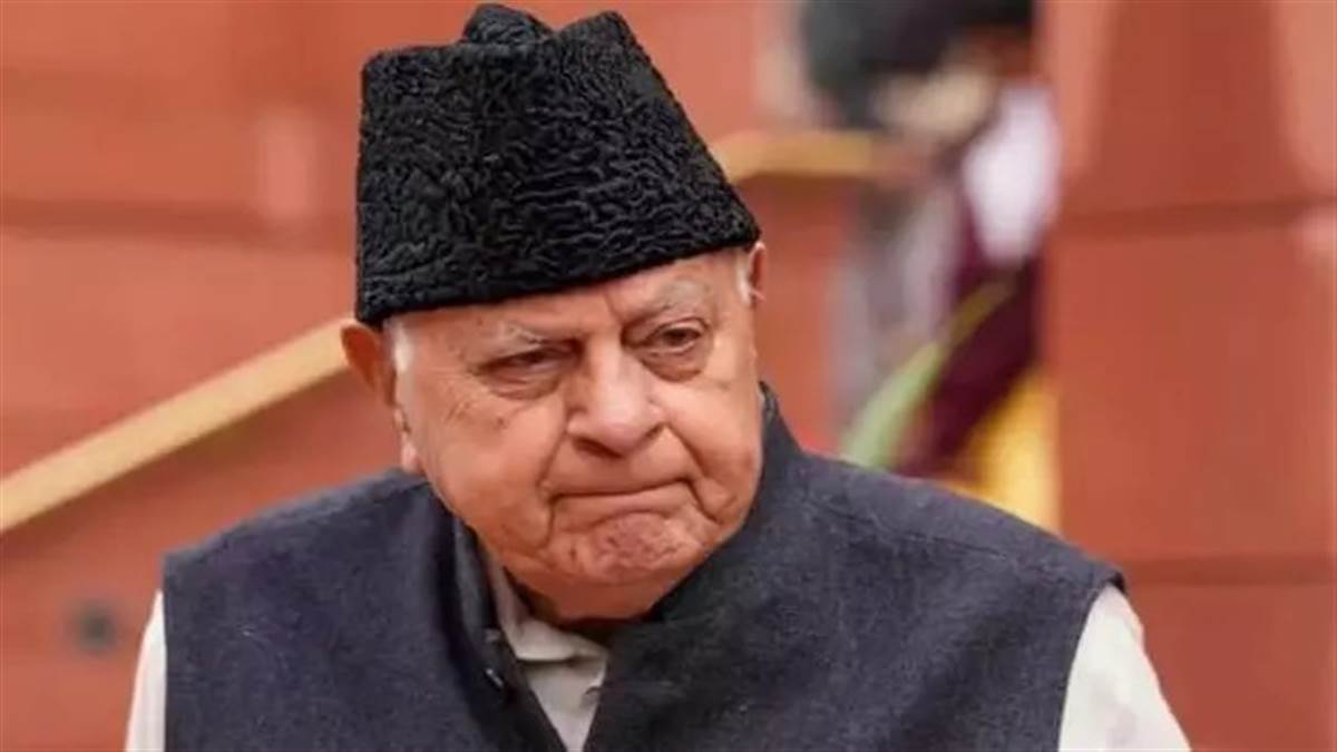 farooq abdullah hospitalized in srinagar due to stomach infection