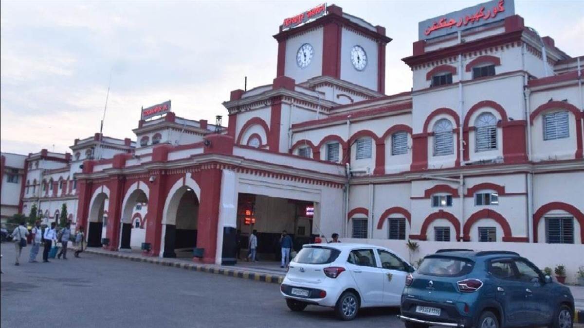gorakhpur news five holding areas to ease passenger rush at gorakhpur junction