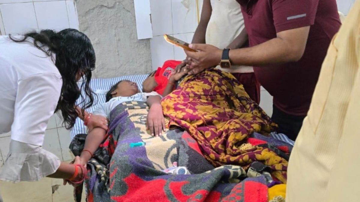 lightning strikes deoria injures 3 children of a family
