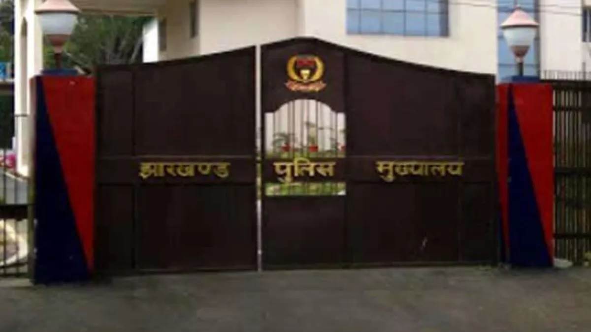 adg priya dubey showed power challenged order of police headquarters posting of women clerks in police stations suspended