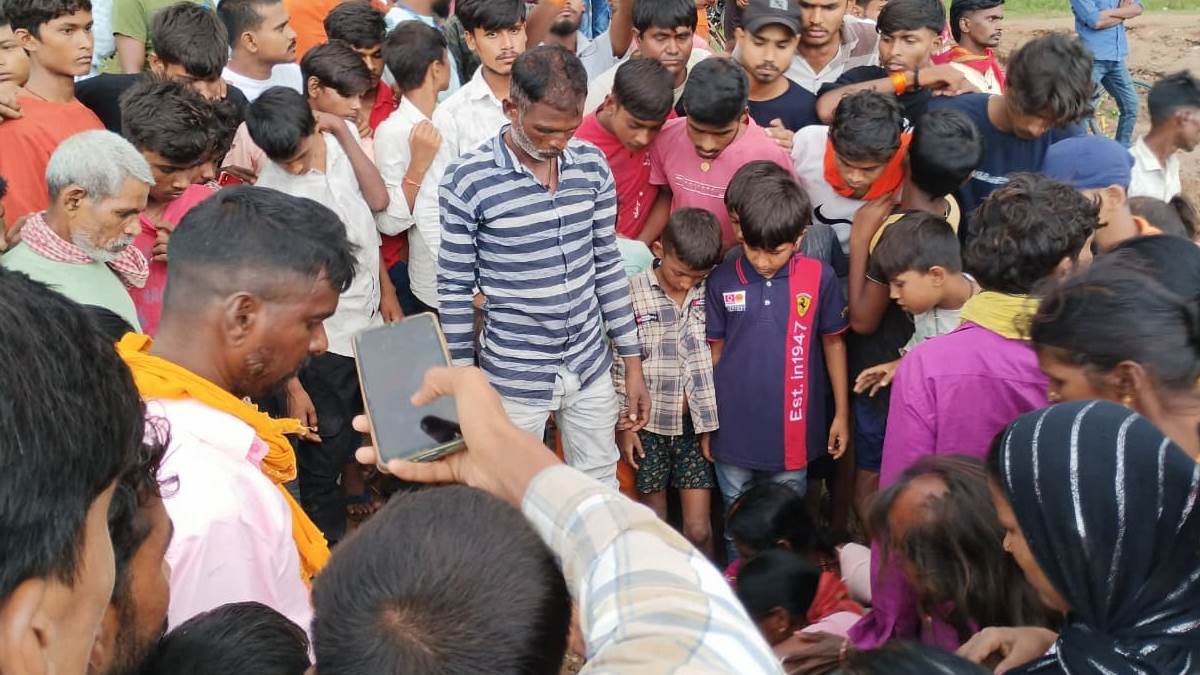 a teenage girl jumped from the sahar son river bridge in bhojpur died and her body was recovered four hours later