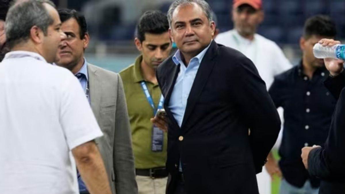 mohsin naqvi pakistan gold medal asia cup trophy controversy