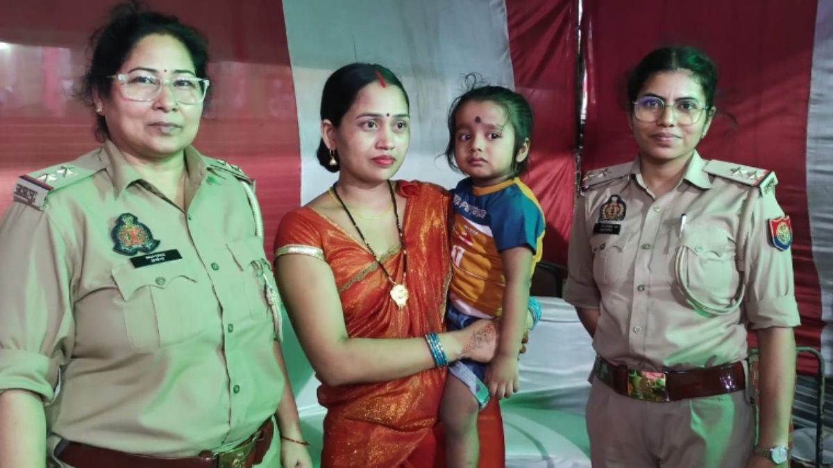 ncr noida police reunites lost children at fair bringing smiles back