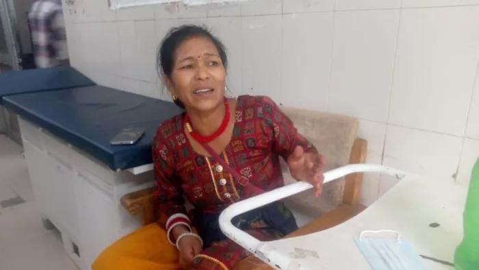 पीलीभीत में बेकाबू ट्रक ने कार में टक्कर मारी, तीन लोगों की मृत्यु।