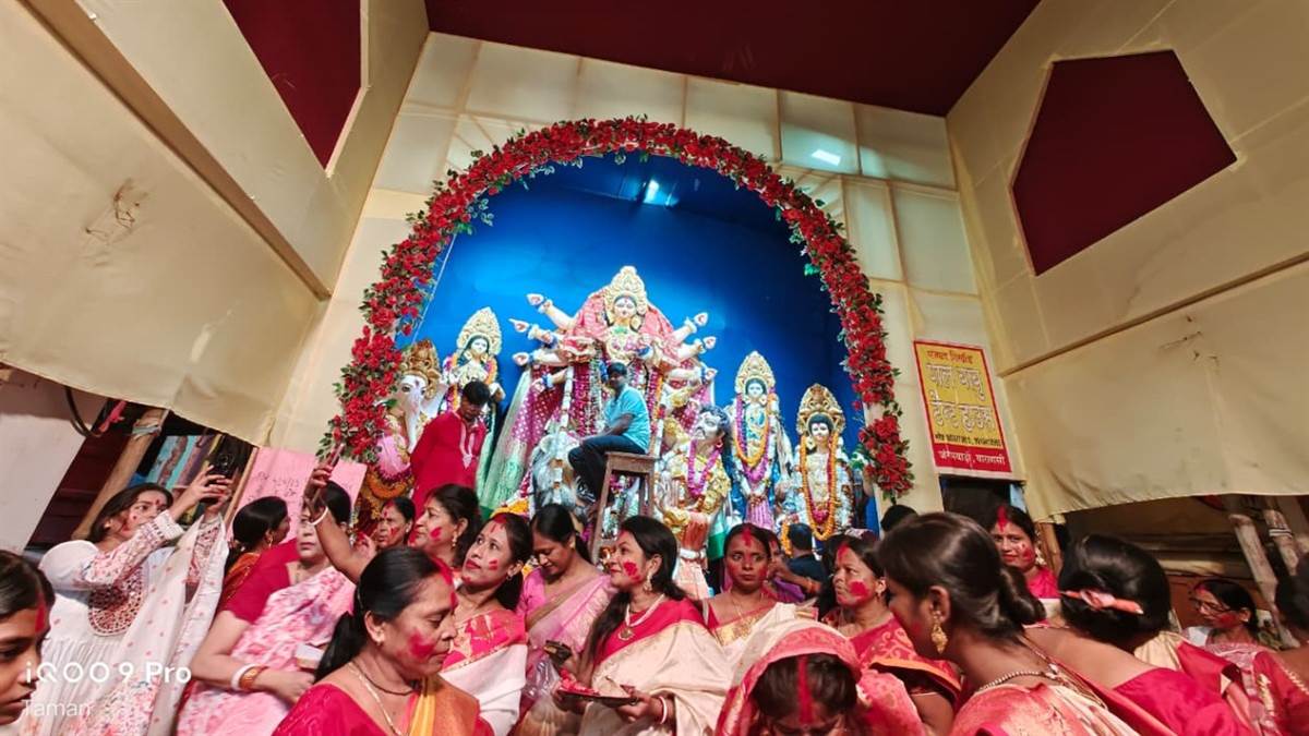 durga idol immersion in varanasi a festive farewell