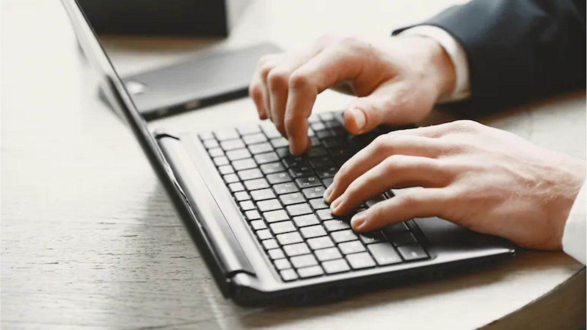 techie claims to have been fired for taking leave during durga puja