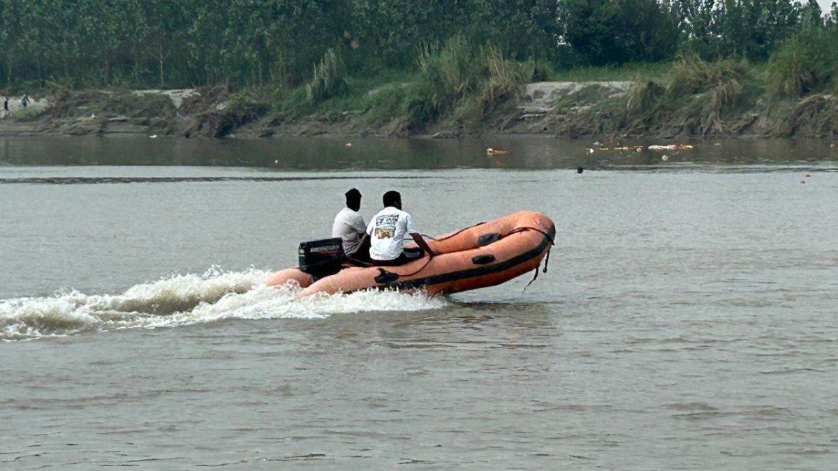 ncr tragedy in faridabad uncle and nephew drown during durga idol immersion