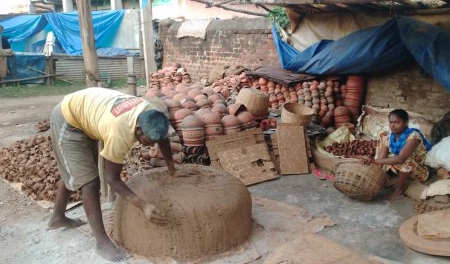 trains slow down the speed of the potters wheel
