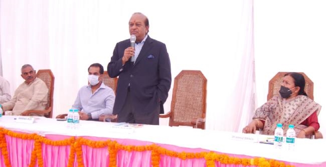 crushing session of modi sugar mill starts