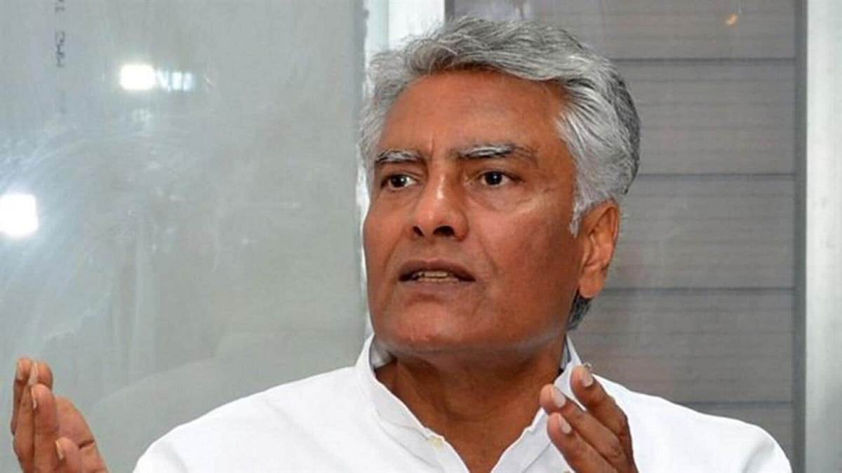 sunil jakhar raised questions on bhagwant mann security personnel accompanying kejriwal