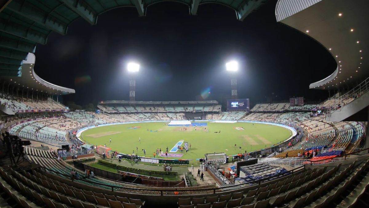 https://www.jagranimages.com/images/newimg/04112023/04_11_2023-eden_gardens_stadium_23573252.jpg